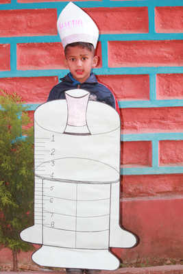 fancy dress comp (38)